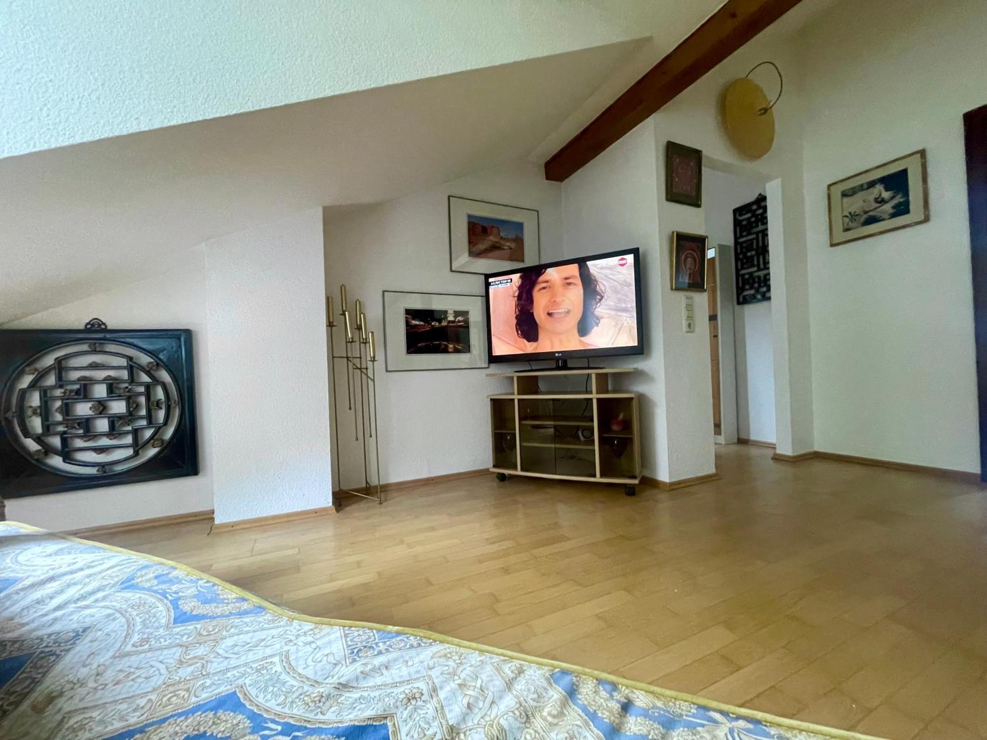 Wunderschoenes Grosses 3 Zimmer Apartament Zentrum Goldstadt Familienfreundlich Mit Garage Pforzheim Esterno foto